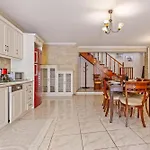 Appartamento San Elias House Spartylas